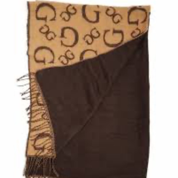 Guess Tan and Black Cape Elegant Outerwear - Picture 2 of 4